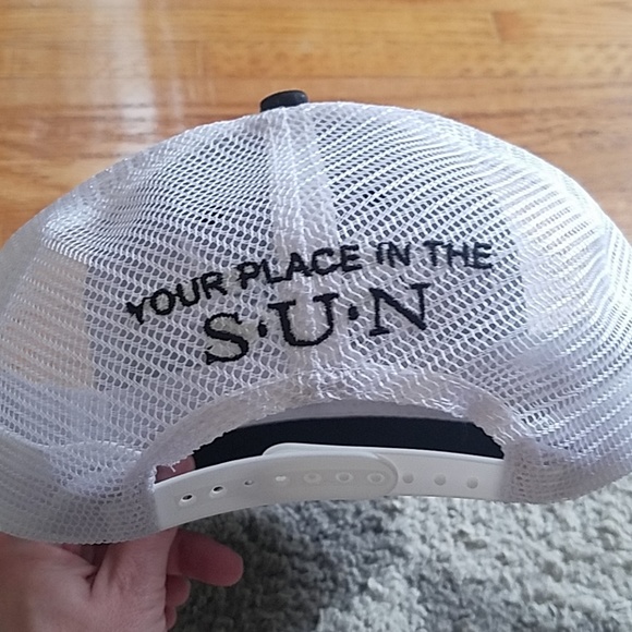 Baseball hat - Picture 3 of 3